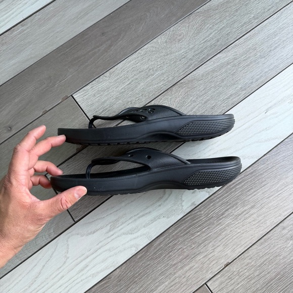 Crocs Baya II Flip Flop Men’s Sandals - Picture 3 of 4